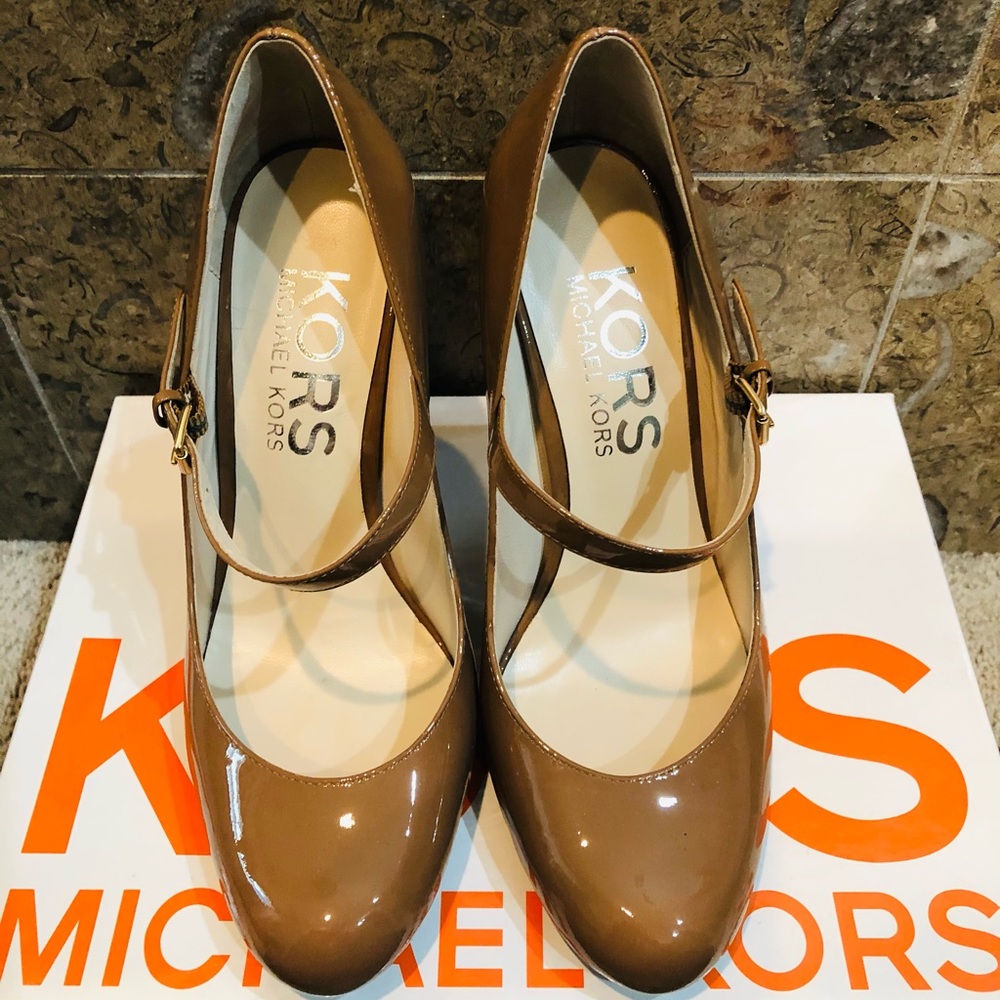 Kors Michael Kors MaryJane Shoe - Galli Size 6.5